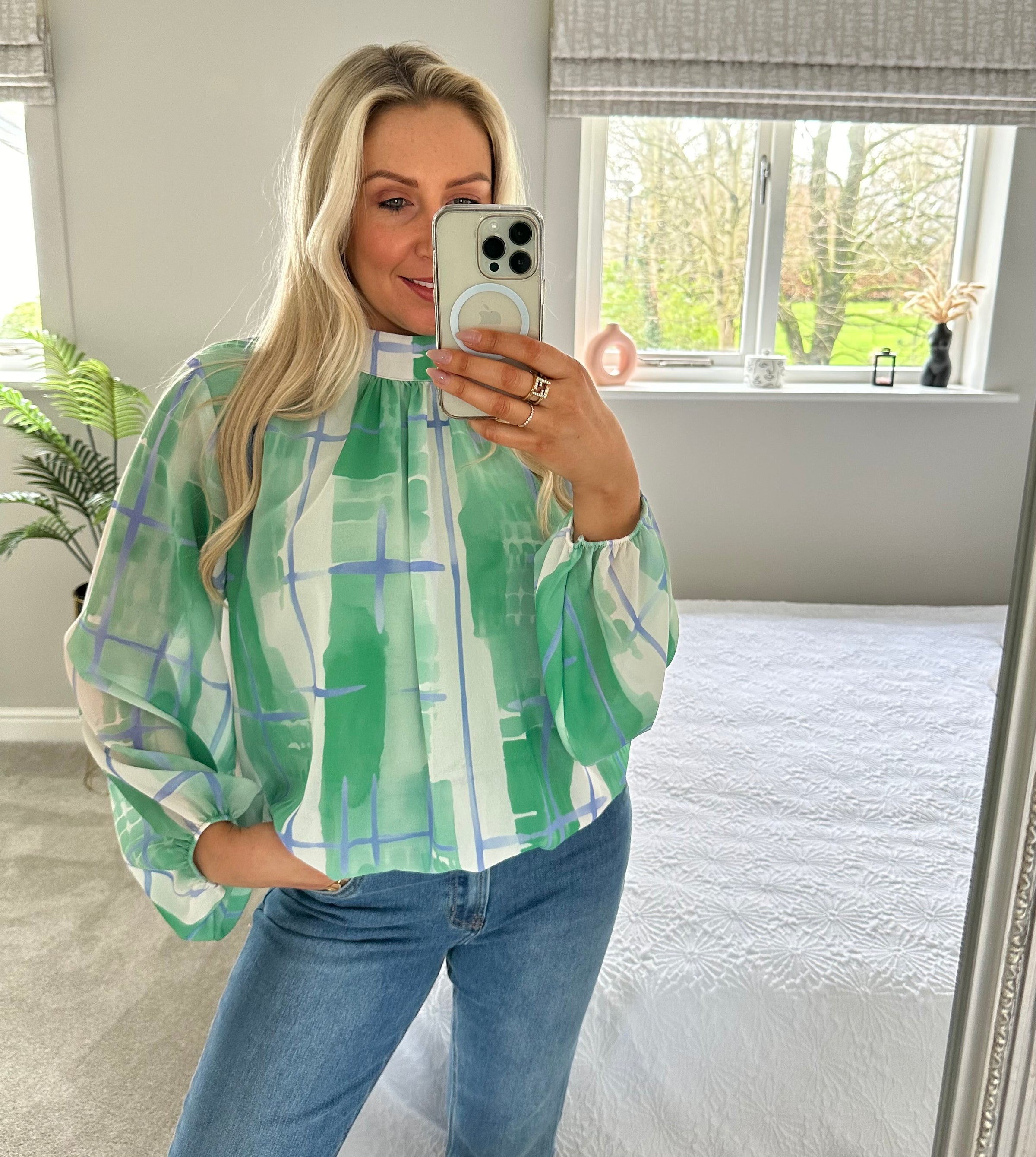 Gracie Blouse In Green