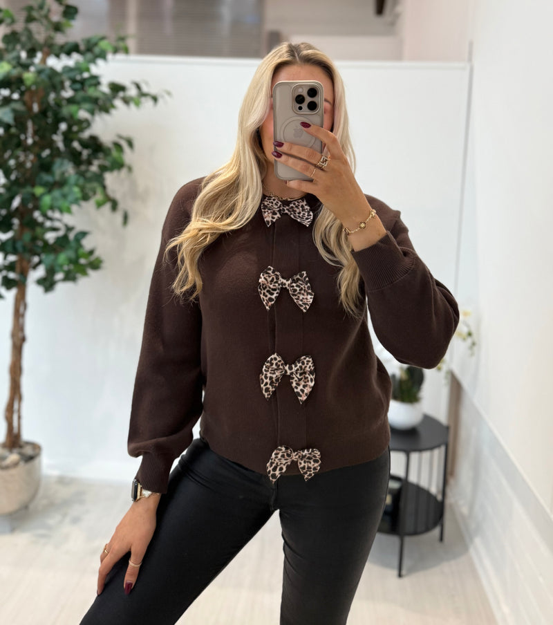 Maeve Leopard Bow Jumper In Chocolate