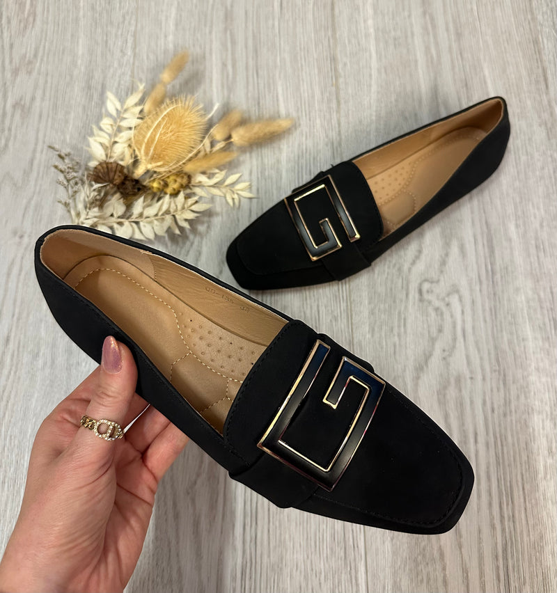 Rosie Suede Loafer In Black