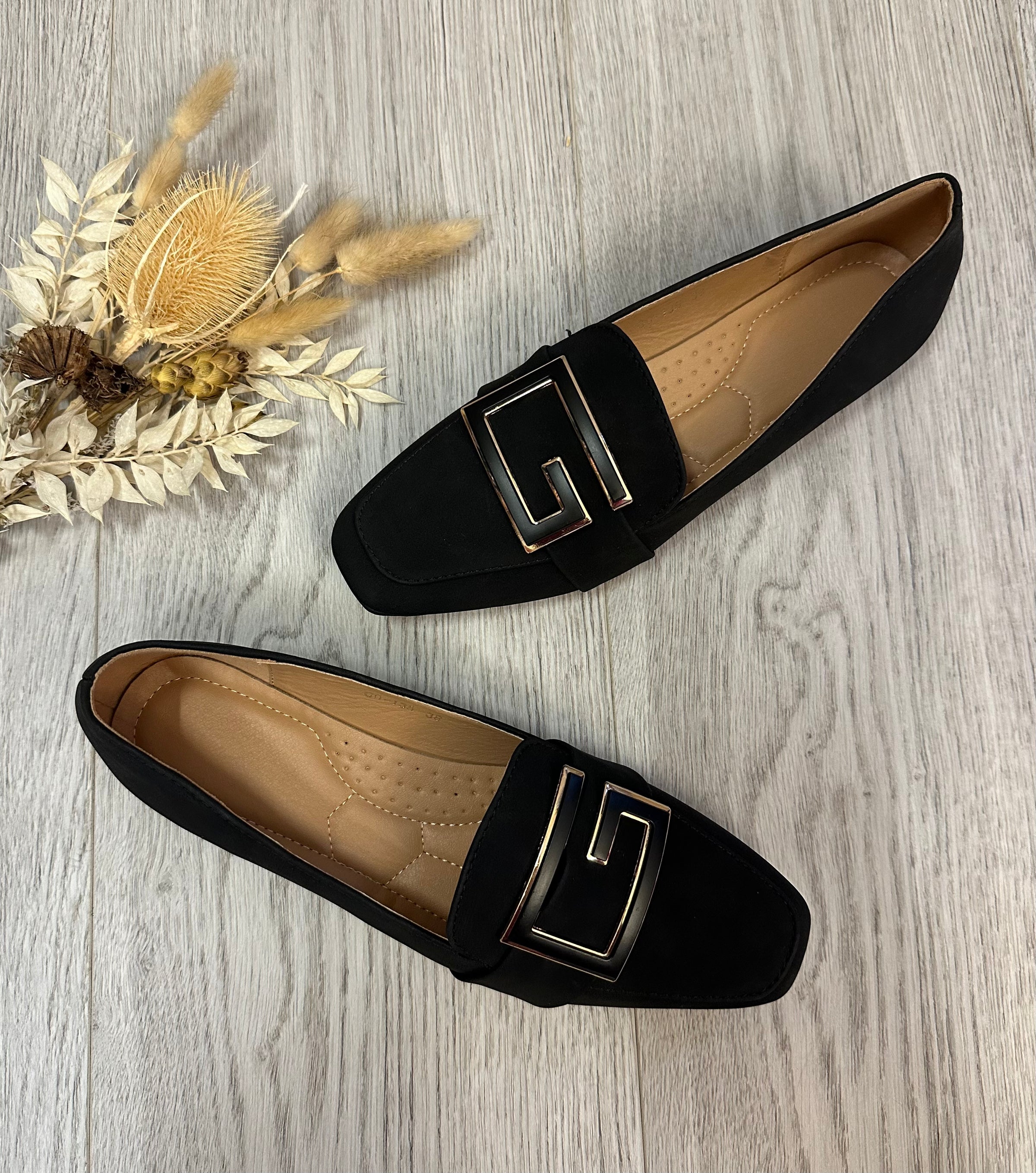 Rosie Suede Loafer In Black