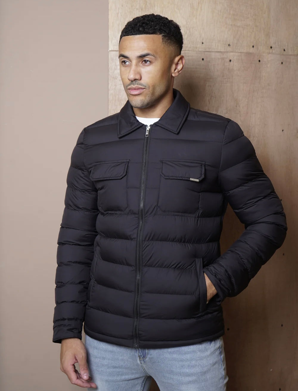Capo Lightweight Padded Jacket In Black