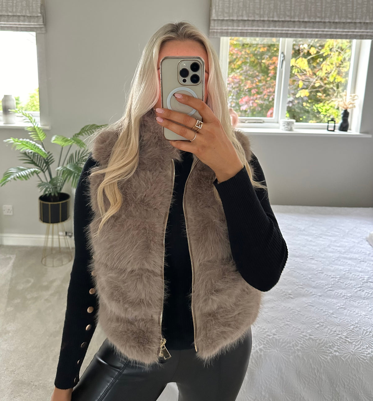 Fee Faux Fur Gilet In Taupe