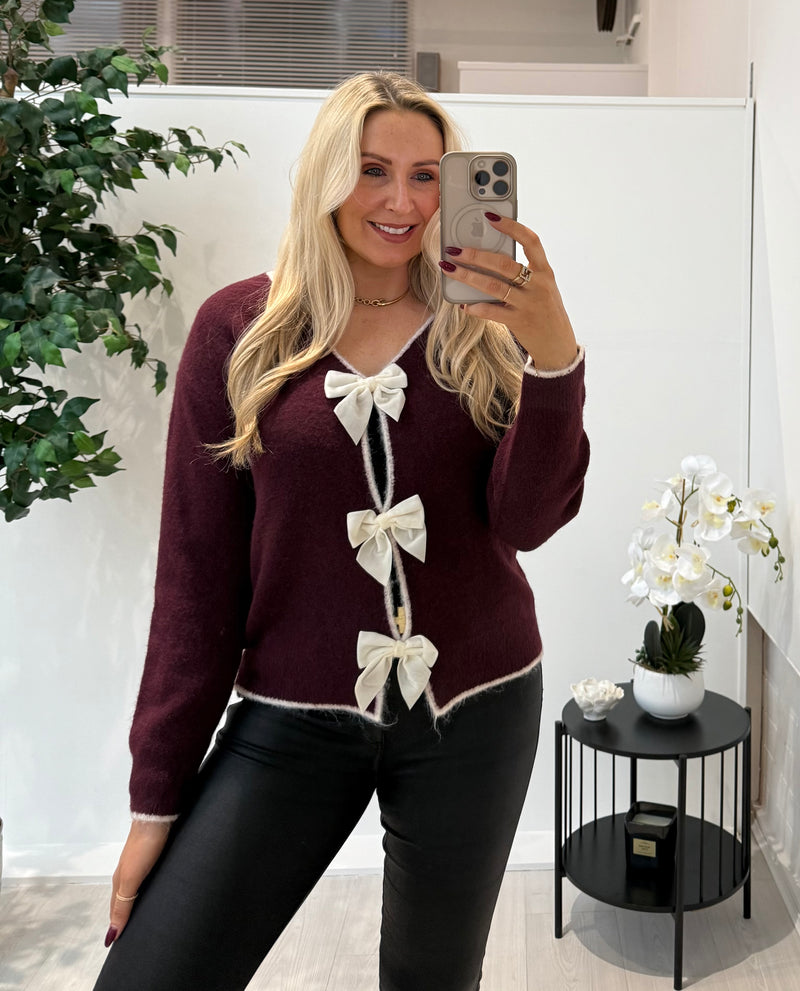 Betsy Bow Jumper In Burgundy