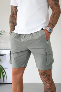 Capo Lightweight Cargo Shorts In Light Grey