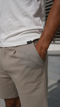 Capo Interlock Shorts In Oatmeal
