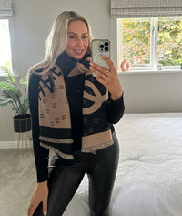 CC Scarf In Black/Beige