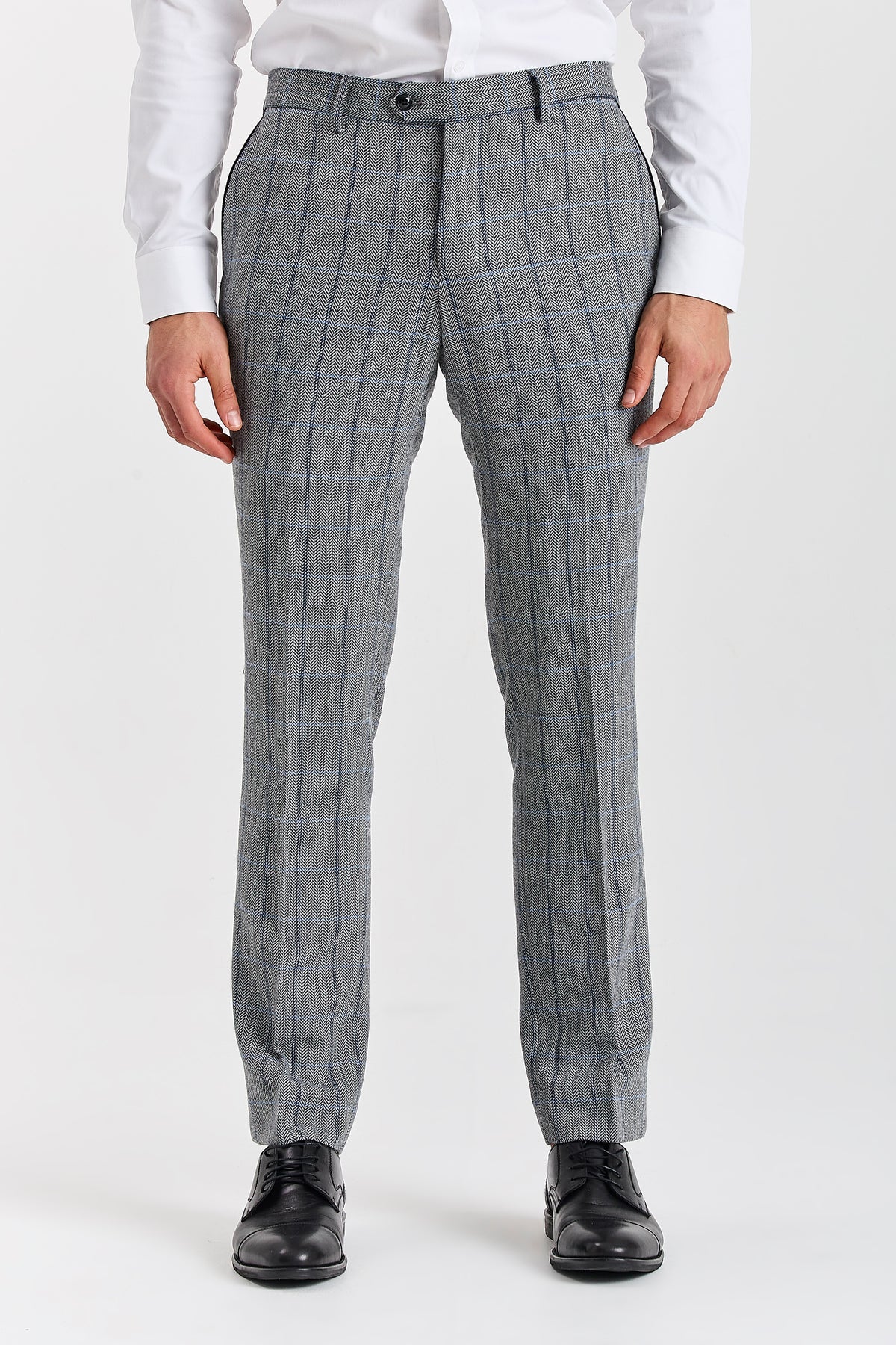 Paul Andrew Harris Trousers In Grey