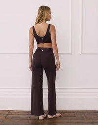 Gym + Coffee Daily Kind Soft Motion Wide Leg Legging in Mocha Bean