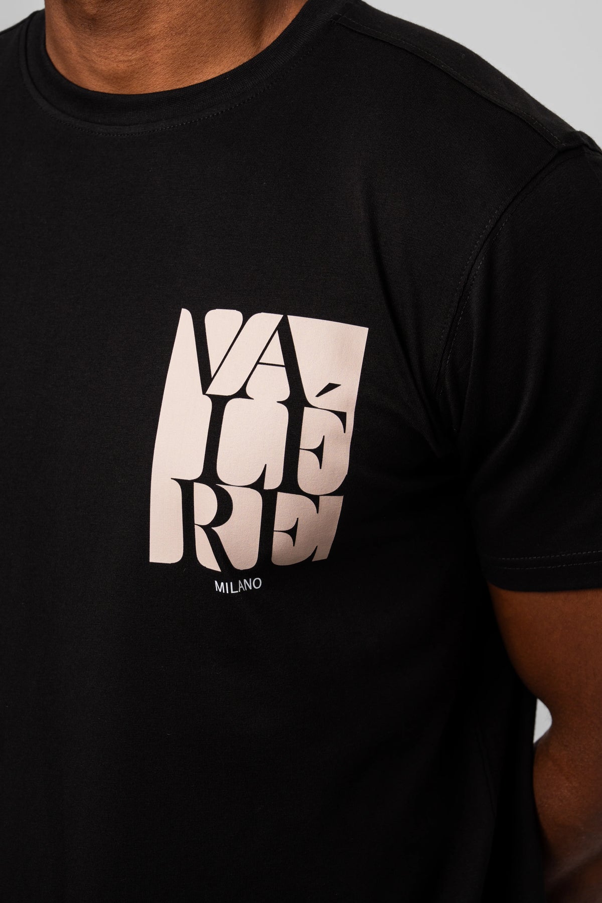 Valere Milano Linas Black T-Shirt