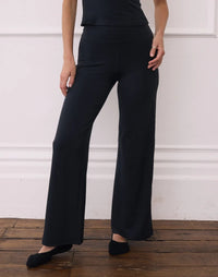 Gym + Coffee Daily Kind Soft Motion Wide Leg Legging in Black
