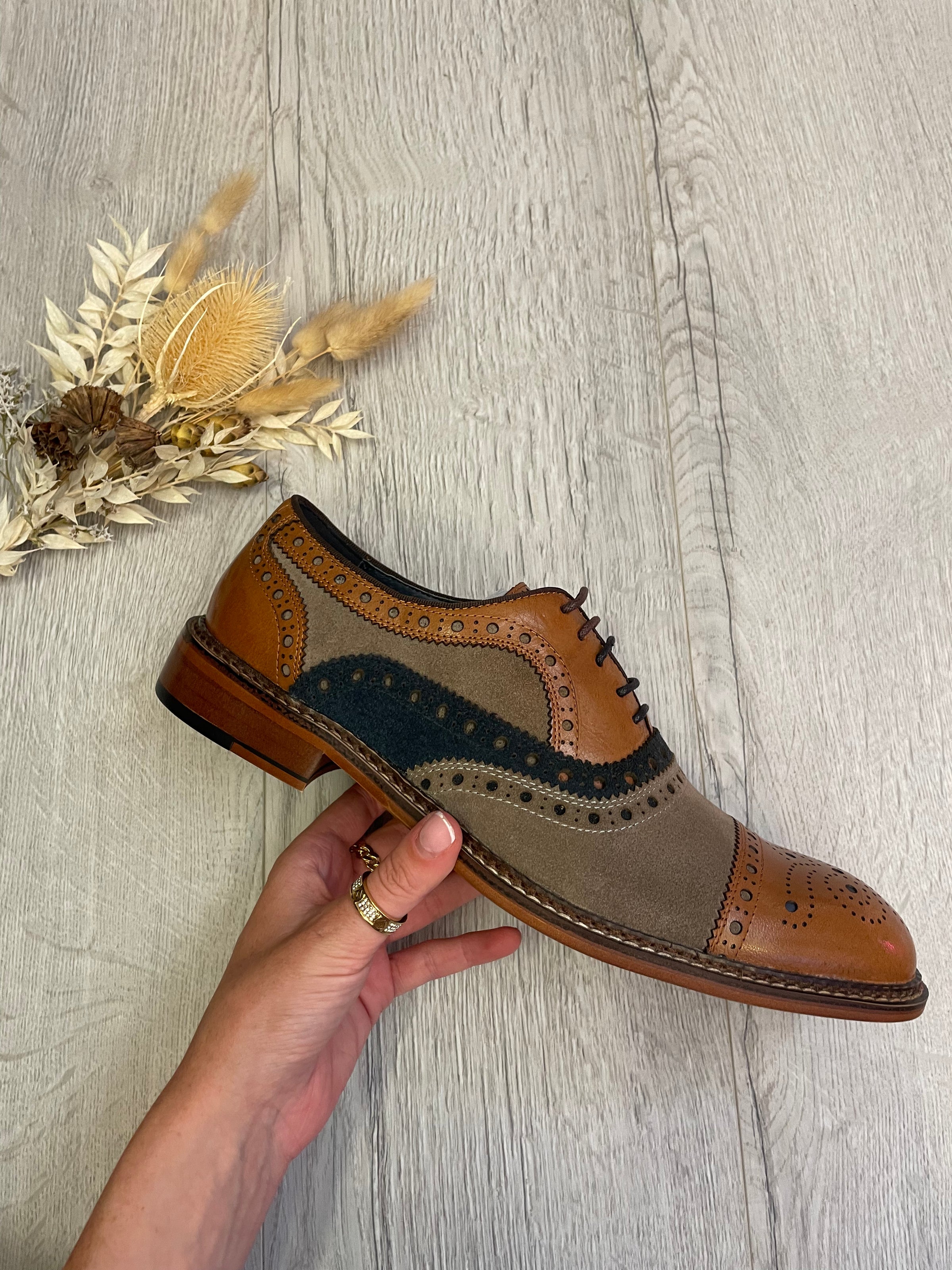 Justin Rees Smith Brogue In Brown