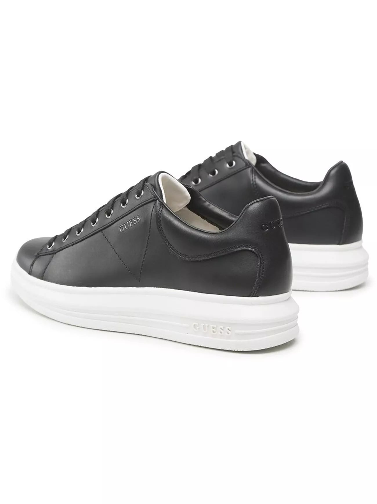 Guess Trainers in Black