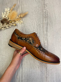 Justin Reess Ross Brogue Shoes in Brown Floral