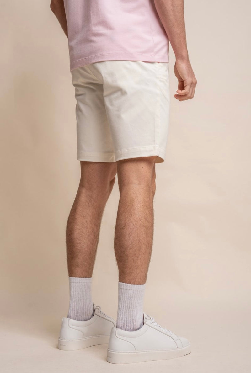 Cavani Dakota Shorts In Ecru