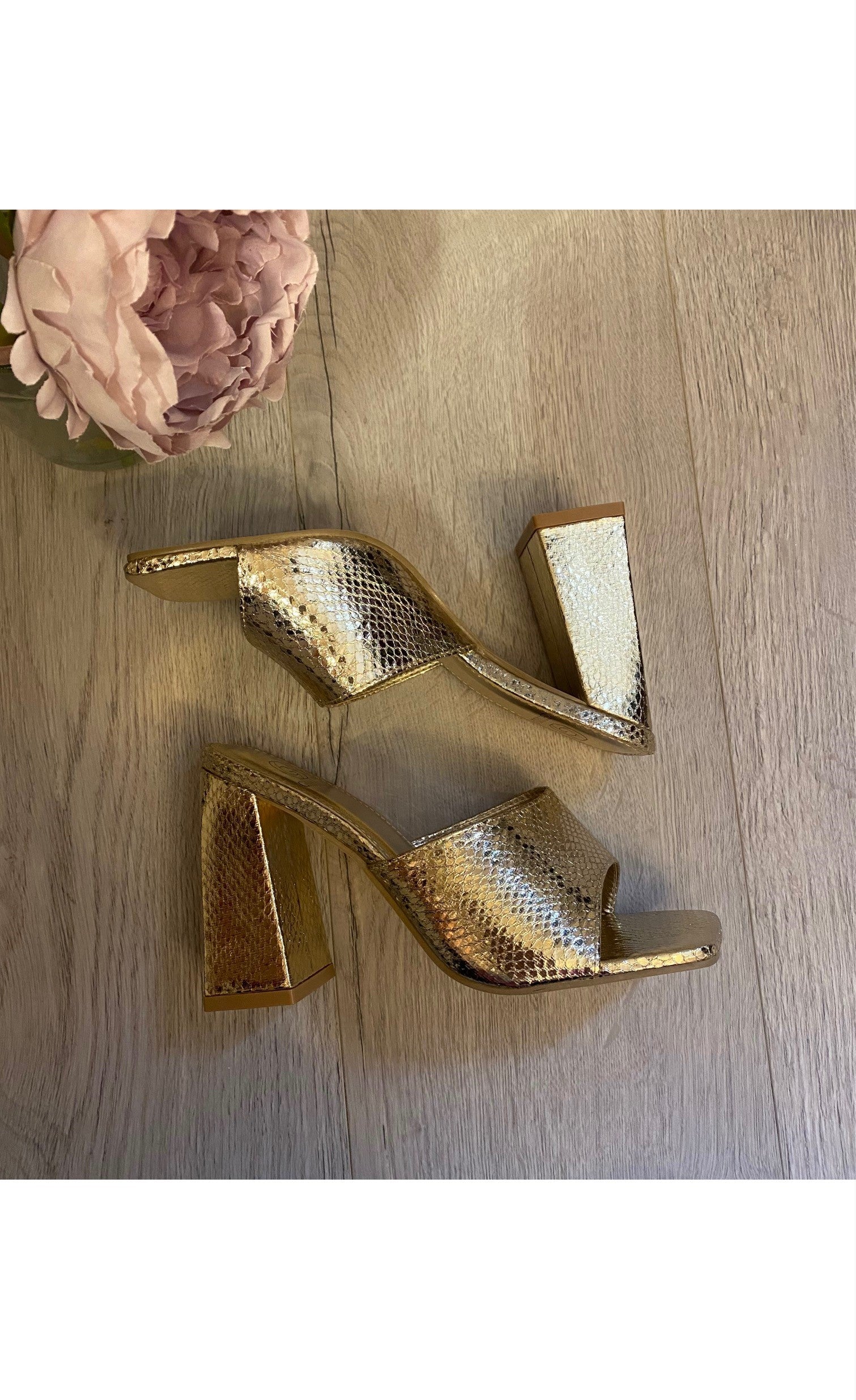 Gold mules outlet heels uk